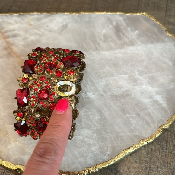 RED WOMEN BRACELET - Picture 13 of 14